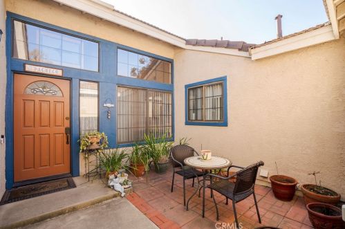 1214 Clearspring Dr, Upland, CA 91784-7960