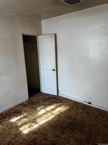 4860 Logan St, Englewood CO 80113-6843 exterior