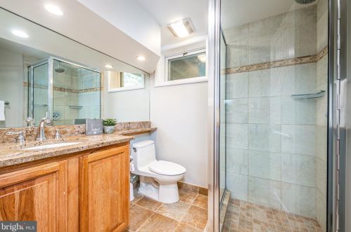 405 Pershing Dr, Silver Spring MD 20910-4341 exterior