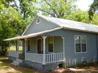 6562 Bailey Rd, Blackshear, GA 31516-5246