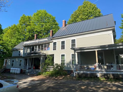 29 Lawrence Ave, Fairfield, ME 04937-1240