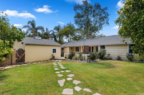 5690 Riverside Ave, Riverside CA  92506-1837 exterior
