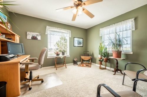 1877 Clifftop Ln, Pueblo CO 81007-3931 exterior