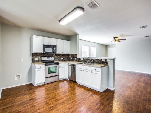 1209 Bellevue Dr, Princeton TX  75407-2814 exterior