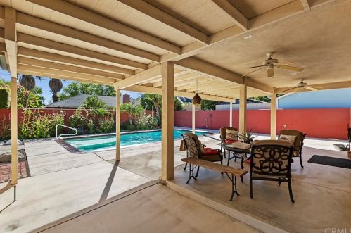 3687 Roslyn St, Riverside CA  92504-3536 exterior