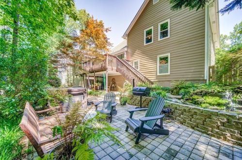 3606 Broken Arrow Dr, Holly Springs, GA 30189-6166