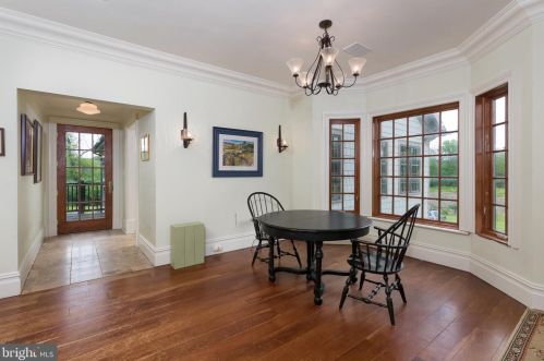 80 Mapleton Rd, Princeton NJ  08540-9668 exterior