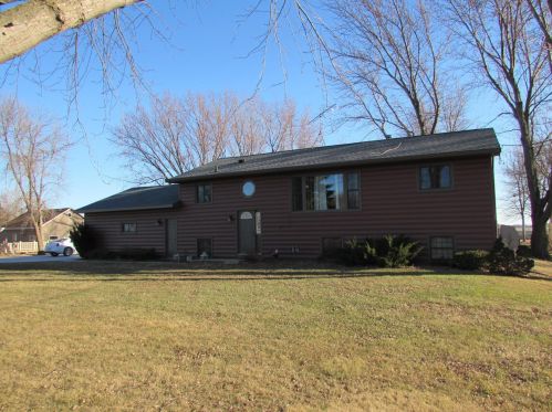 324 6th Ave, Winnebago, MN 56098-1075