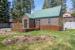 11228 Spring Ln, Truckee, CA 96161-4801
