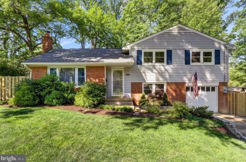 7431 Grace St, Springfield, VA 22150-3918