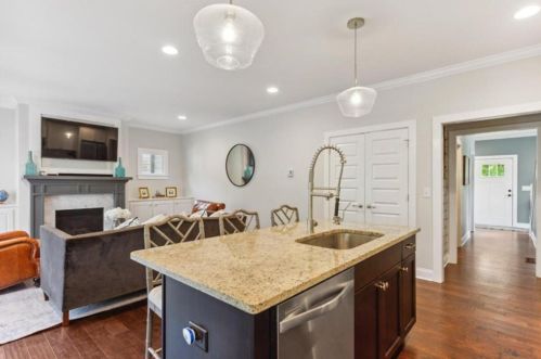 1734 Ellen St, Atlanta GA  30318-2712 exterior