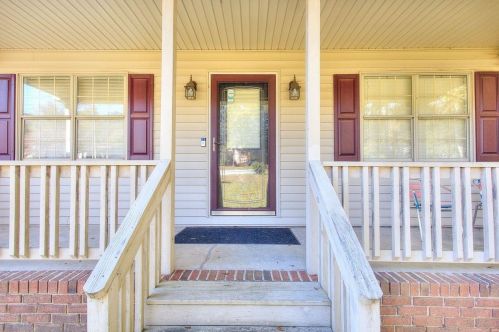 155 Stokes Dr, Stockbridge GA  30281-1376 exterior