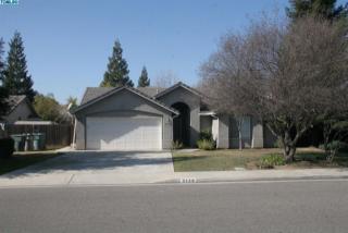 2129 Zachary St, Visalia, CA 93291-3176