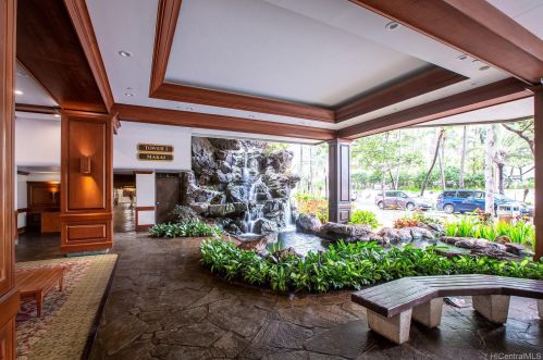 201 Ohua Ave, Honolulu HI  96815-3653 exterior