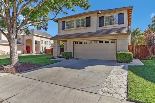 1960 Heron St, Tracy, CA 95376-8345