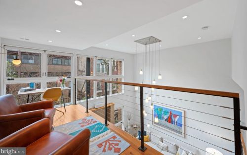 2050 Lombard St, Philadelphia PA  19146-1315 exterior