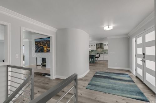 450 25 St, Upland CA 91784-8338 exterior