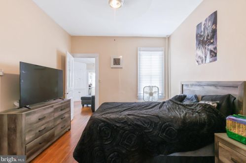 247 Ross St, Lancaster PA  17602-1940 exterior