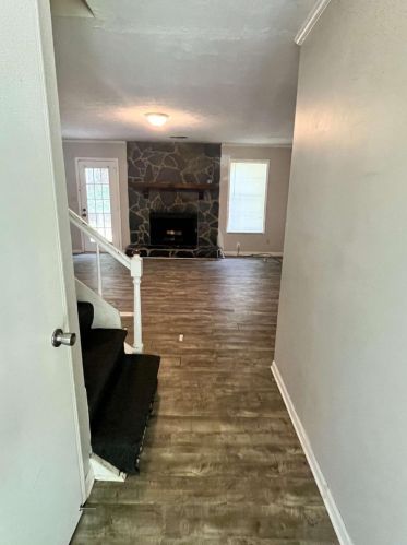 11072 Shannon Cir, Hampton, GA 30228-3283