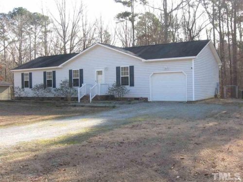154 Kirkwall Ln, Selma, NC 27576-9514