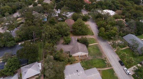 304 Blue Rdg Trl, Austin TX  78746-4538 exterior