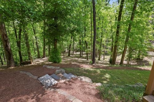 280 Cameron Ridge Dr, Atlanta GA  30328-4709 exterior