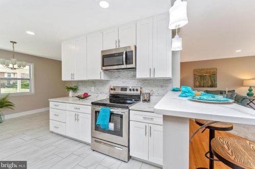 908 Devere Dr, Silver Spring MD 20903-1625 exterior