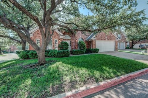 14596 Poe Ct, Addison, TX 75001-7977