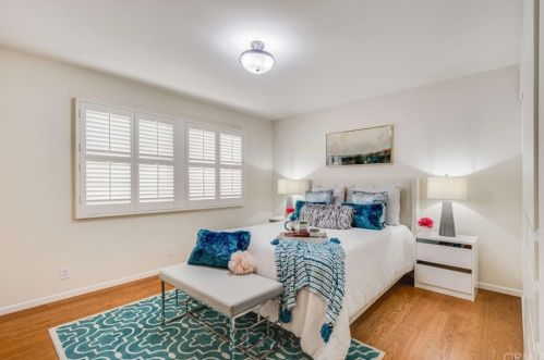 2911 Sycamore Ave, Glendale CA 91201-1154 exterior