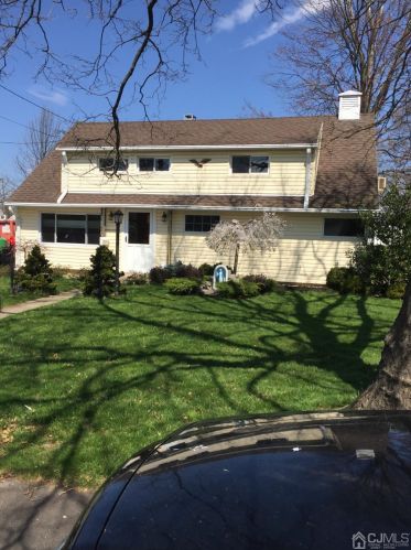 130 Grand Ave, Iselin, NJ 08830-2348