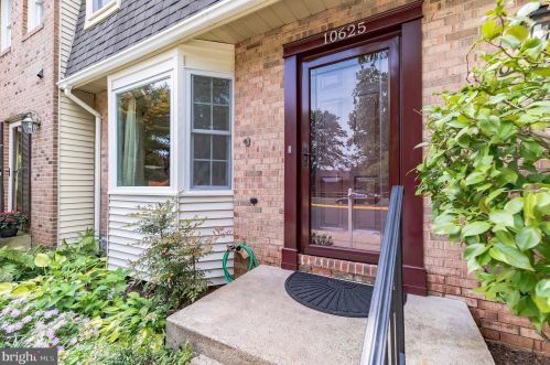 10625 Lakeside Oak Ct, Springfield, VA 22015-2221