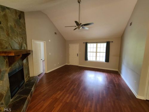 40 Priscilla Way, Newnan, GA 30265-3807
