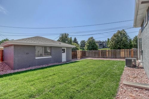 2000 Lamar St, Denver CO  80214-1048 exterior