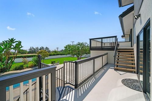 780 25th St, Upland CA  91784-1109 exterior