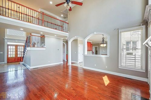 5135 Halcyon Dr, Atlanta GA  30349-1596 exterior