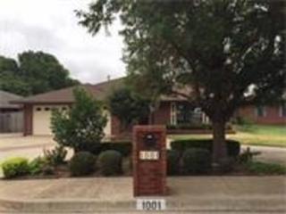 1001 Kouba Dr, Yukon, OK 73099-3934