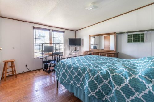 151 Carmen Blvd, Conroe TX  77306-6741 exterior