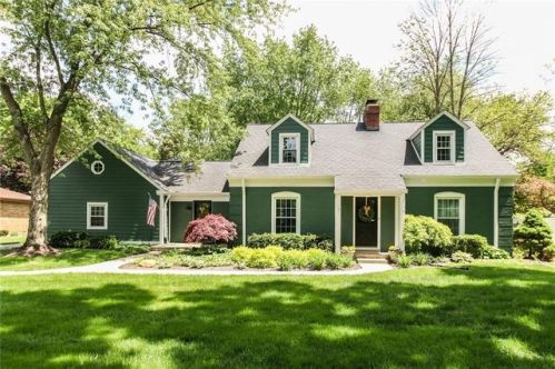 8895 Spring Mill Rd, Indianapolis, IN 46260-1760