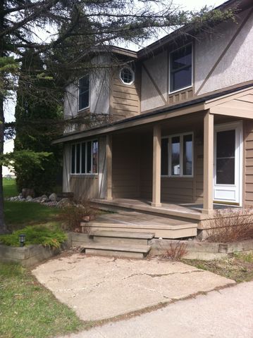 1607 Merryview Ln, Hibbing, MN 55746-3441