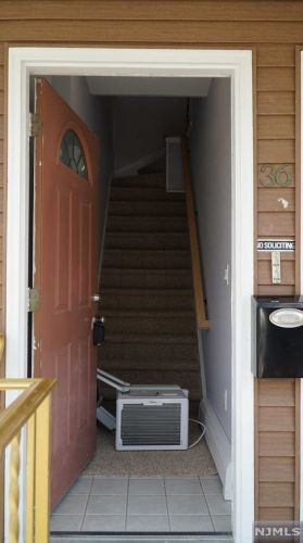 36 Grand St, Outwater NJ  07026-3302 exterior