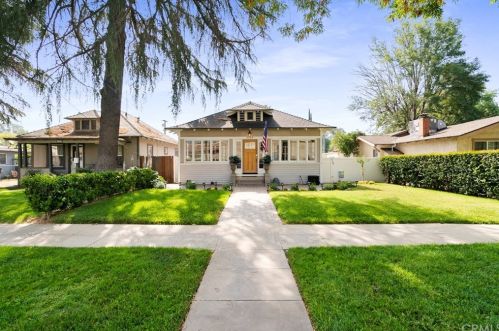 3364 Cedar St, Riverside CA  92501-2625 exterior