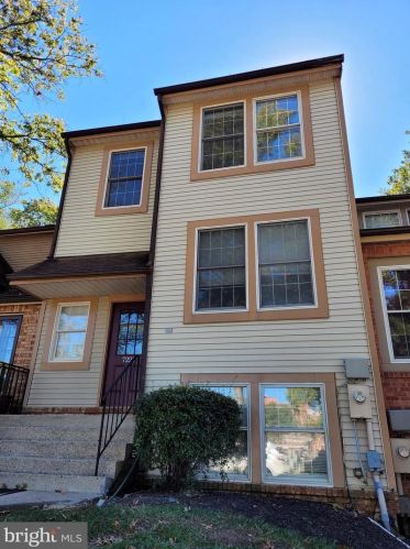 7225 Harbor Ln, Columbia MD  21045-5015 exterior