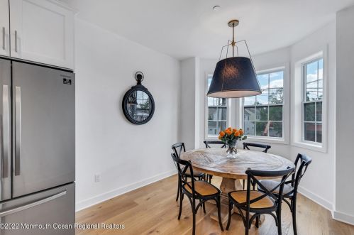 6 River St, Tinton Falls NJ  07701-1302 exterior