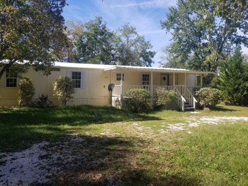 92 Mountain View Dr, Andrews, NC 28901-8103