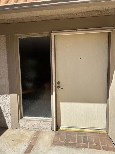 5610 Falling Leaf Ln, Riverside CA  92509-7308 exterior