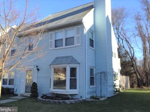 20 Independence Ct, Jackson Twp, NJ 08527-2235
