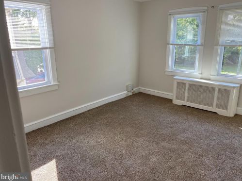 252 Rhoads Ave, Tavistock NJ  08033-1417 exterior