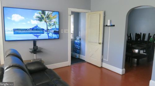 107 Hermitage Ave, Trenton NJ  08618-5509 exterior