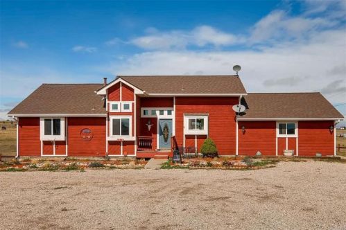 8916 Lariat Loop, Elizabeth, CO 80107-9315