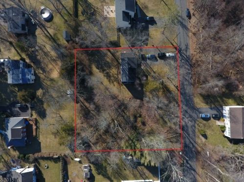 417 Chestnut St, Stirling, NJ 07980-1103
